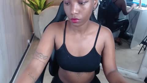 Snapshot of ebony_rose_tf chatting on October 2, 2025, 1:07 pm ebony_rose_tf online show from October 2, 2025, 1:07 pm