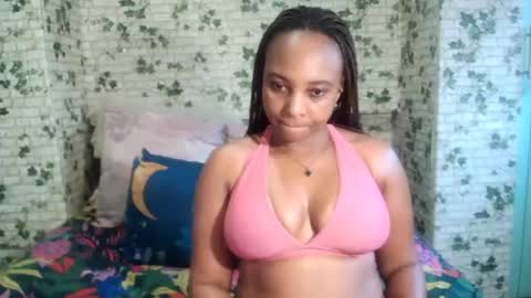 Snapshot of ebony_seduction00 chatting on August 3, 2026, 6:12 am ebony_seduction00 online show from August 3, 2026, 6:12 am