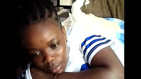 Snapshot of ebony_vellyn20 chatting on February 26, 2026, 6:45 am ebony_vellyn20 online show from February 26, 2026, 6:45 am