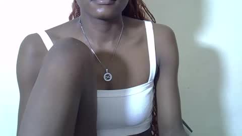 Snapshot of ebonycutegal4 chatting on October 27, 2025, 7:29 pm MELLEN online show from October 27, 2025, 7:29 pm