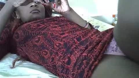 Snapshot of ebonycutegal4 chatting on October 30, 2025, 8:42 pm MELLEN online show from October 30, 2025, 8:42 pm