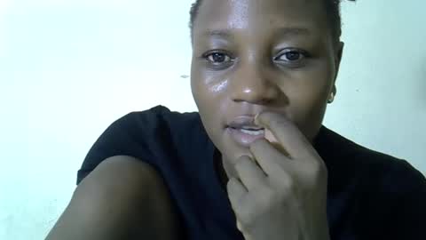 Snapshot of ebonycutegal4 chatting on November 22, 2025, 7:02 pm MELLEN online show from November 22, 2025, 7:02 pm
