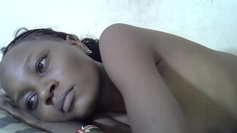 Snapshot of ebonycutegal4 chatting on December 15, 2025, 9:57 am MELLEN online show from December 15, 2025, 9:57 am