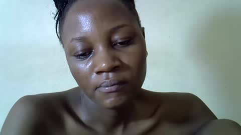 Snapshot of ebonycutegal4 chatting on February 19, 2026, 7:48 am MELLEN online show from February 19, 2026, 7:48 am