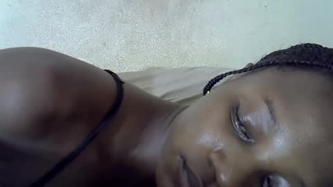 Snapshot of ebonycutegal4 chatting on February 24, 2026, 8:51 pm MELLEN online show from February 24, 2026, 8:51 pm