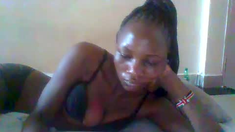 Snapshot of ebonycutegal4 chatting on June 8, 2026, 5:08 am MELLEN online show from June 8, 2026, 5:08 am