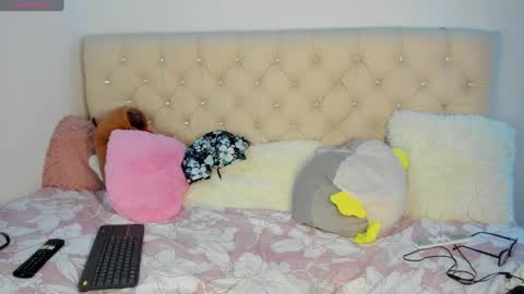 Queen Ebony online show from March 6, 2025, 2:19 am