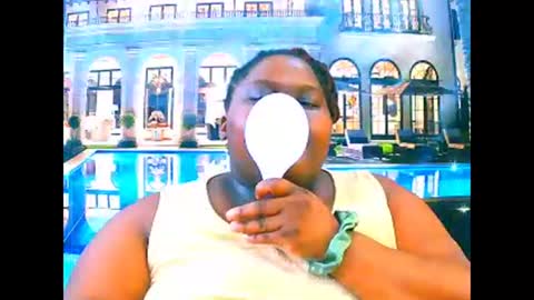 ebonyhotbuns4u2luv online show from February 7, 2026, 7:06 pm