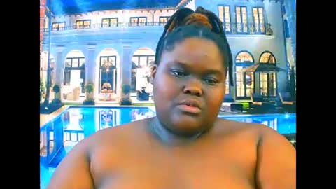 ebonyhotbuns4u2luv online show from April 3, 2026, 7:39 am