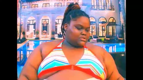 ebonyhotbuns4u2luv online show from May 1, 2026, 9:30 pm