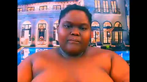 ebonyhotbuns4u2luv online show from May 13, 2026, 6:55 am