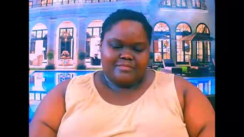 ebonyhotbuns4u2luv online show from May 14, 2026, 7:09 pm