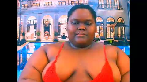 ebonyhotbuns4u2luv online show from May 20, 2026, 6:47 pm