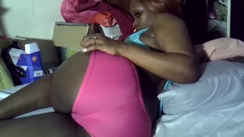 Snapshot of ebonykiki chatting on June 18, 2026, 8:14 am ebonykiki online show from June 18, 2026, 8:14 am