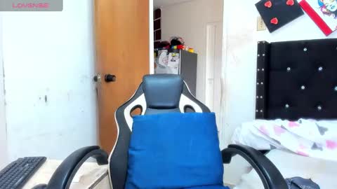 Angela online show from January 21, 2025, 9:57 pm