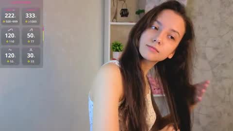 Snapshot of ebonyleibenstein chatting on April 7, 2026, 3:07 am Milly online show from April 7, 2026, 3:07 am