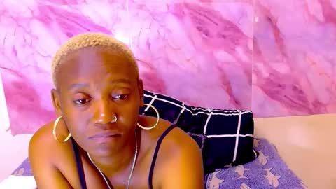 Cindy online show from October 21, 2025, 6:41 pm