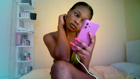 ebonytanqueen online show from June 14, 2026, 3:19 am