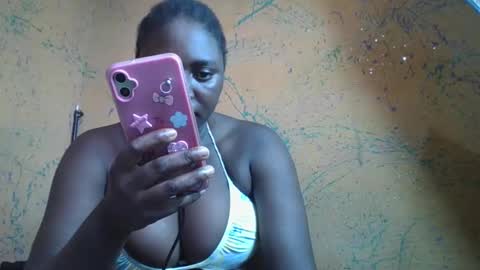 Snapshot of ebonyvd chatting on February 27, 2026, 2:06 pm ebonyvd online show from February 27, 2026, 2:06 pm