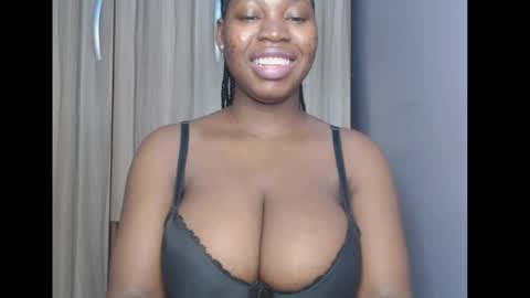 Snapshot of ebonyx_dripqueen chatting on February 16, 2026, 6:53 am Loveth online show from February 16, 2026, 6:53 am