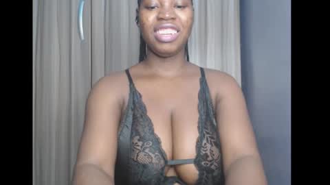 Snapshot of ebonyx_dripqueen chatting on February 19, 2026, 6:53 am Loveth online show from February 19, 2026, 6:53 am