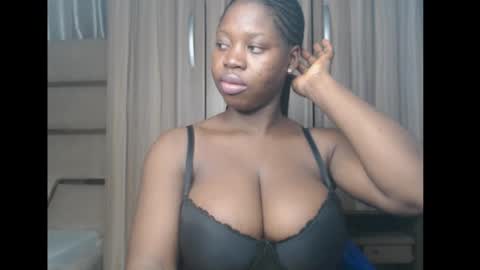 Snapshot of ebonyx_dripqueen chatting on February 27, 2026, 8:03 am Loveth online show from February 27, 2026, 8:03 am