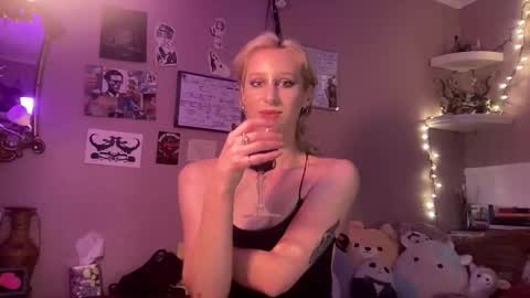 ecclectraa online show from May 9, 2026, 12:38 am