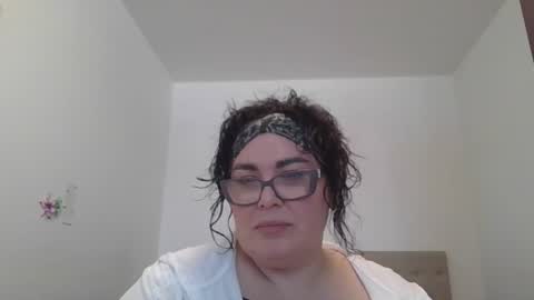 Snapshot of echo_dust chatting on April 14, 2026, 8:31 am echo_dust online show from April 14, 2026, 8:31 am