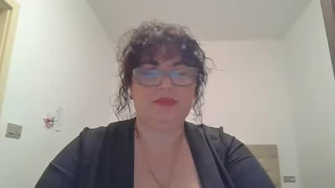 Snapshot of echo_dust chatting on April 15, 2026, 6:26 pm echo_dust online show from April 15, 2026, 6:26 pm