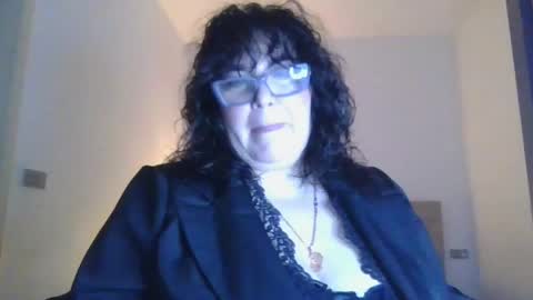 Snapshot of echo_dust chatting on April 19, 2026, 6:10 pm echo_dust online show from April 19, 2026, 6:10 pm