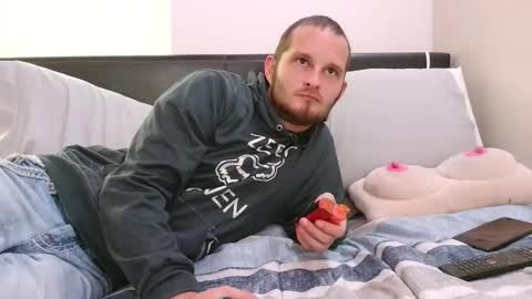 eclipticice94 online show from November 23, 2025, 11:15 pm