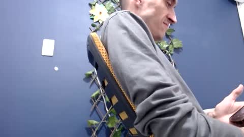 Edd Gallego online show from September 21, 2025, 6:31 pm