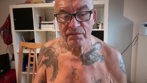 eddelmar online show from January 18, 2026, 9:02 am