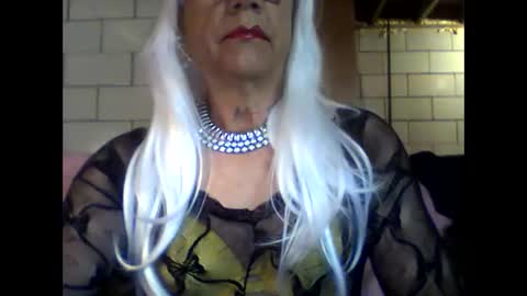 eddie595959 online show from January 1, 2025, 11:05 am