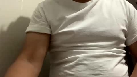 Snapshot of eddy7978 chatting on May 21, 2026, 6:42 am eddy7978 online show from May 21, 2026, 6:42 am