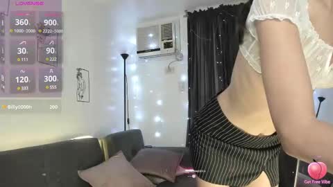 Snapshot of eden_heaven chatting on March 2, 2025, 10:16 pm Eden Heaven online show from March 2, 2025, 10:16 pm