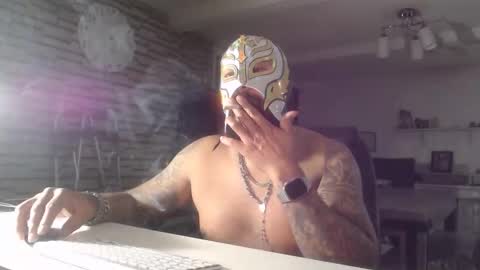 edgarram83 online show from November 2, 2025, 8:17 am