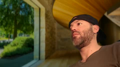 EdgeM online show from March 8, 2025, 2:51 pm