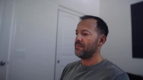 EdgeM online show from November 8, 2025, 7:34 pm