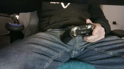 edged biker online show from March 8, 2026, 8:01 pm