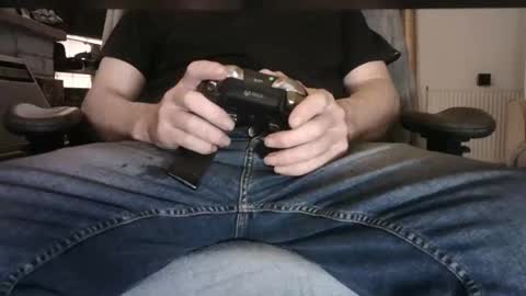 Snapshot of edged_biker chatting on April 26, 2026, 9:12 pm edged biker online show from April 26, 2026, 9:12 pm