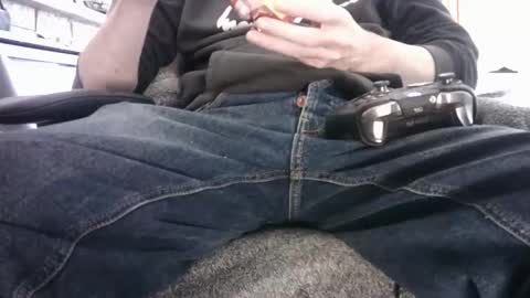 Snapshot of edged_biker chatting on May 2, 2026, 2:22 pm edged biker online show from May 2, 2026, 2:22 pm