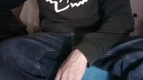 Snapshot of edged_biker chatting on May 26, 2026, 11:23 pm edged biker online show from May 26, 2026, 11:23 pm
