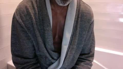 Dad online show from May 8, 2026, 10:20 am