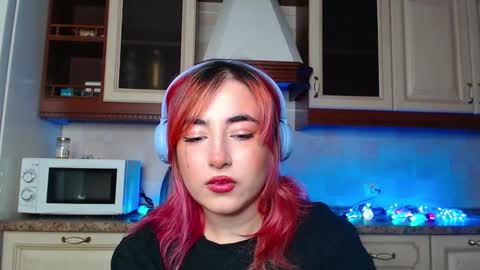 Snapshot of ediefris chatting on December 26, 2024, 3:27 am fickle demon made of clumps of matter online show from December 26, 2024, 3:27 am