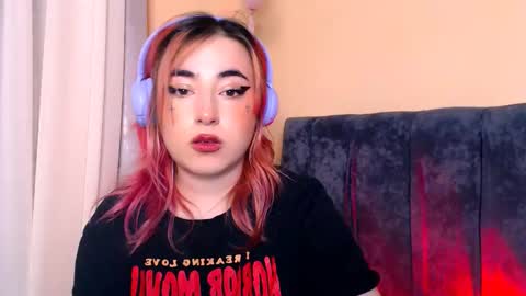 Snapshot of ediefris chatting on January 3, 2025, 3:44 pm fickle demon made of clumps of matter online show from January 3, 2025, 3:44 pm