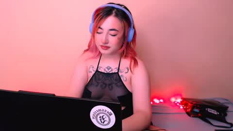 Snapshot of ediefris chatting on January 8, 2025, 4:44 pm fickle demon made of clumps of matter online show from January 8, 2025, 4:44 pm