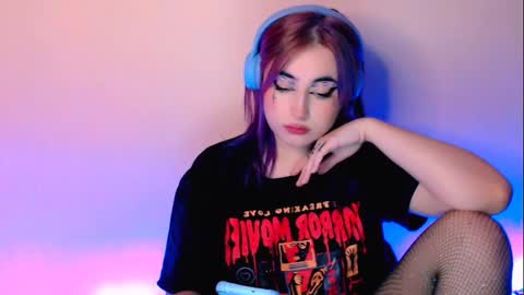 Snapshot of ediefris chatting on January 23, 2025, 6:45 pm fickle demon made of clumps of matter online show from January 23, 2025, 6:45 pm