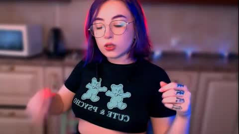 Snapshot of ediefris chatting on February 14, 2025, 10:17 am fickle demon made of clumps of matter online show from February 14, 2025, 10:17 am