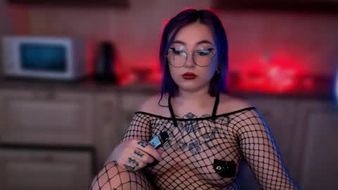 Snapshot of ediefris chatting on February 16, 2025, 11:38 am fickle demon made of clumps of matter online show from February 16, 2025, 11:38 am